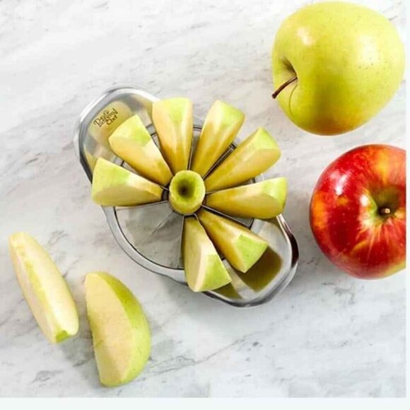 pampered chef stainless steel apple wedger - core remover and slicer - Picture 2 of 11